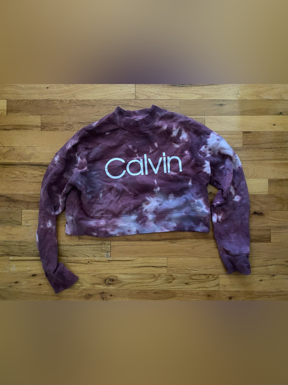 Calvin Klein Women's Plum  Tie-Dye Crewneck Sweatshirt cropped